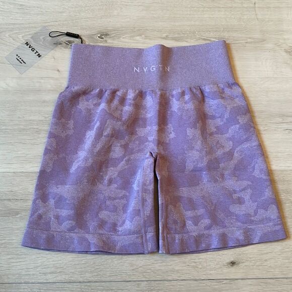 NVGTN PRO SHORTS LILAC CAMO SEAMLESS SHORTS M NWT‎ IN PKG - Picture 6 of 6